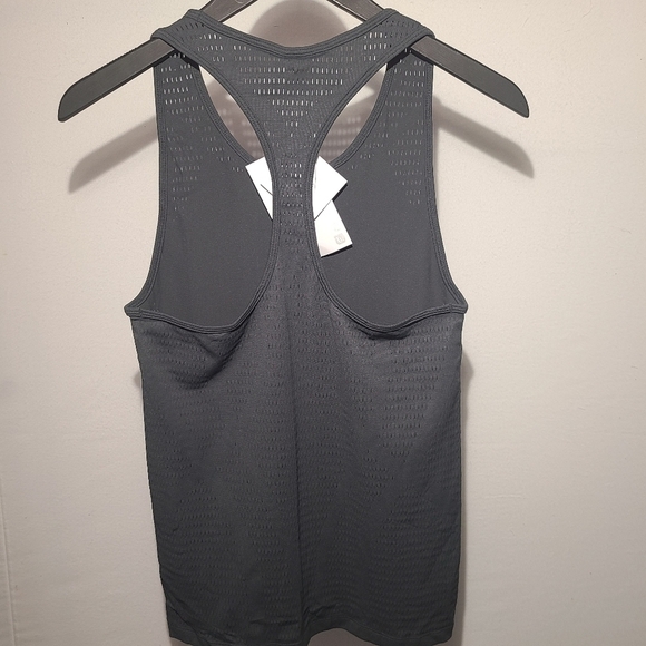 Fabletics Corrine SkulptKnit Tank Medium Grey NWT - Picture 5 of 9